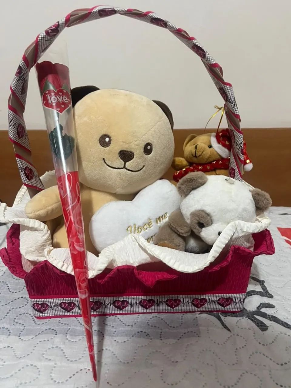 Kit Namoro.