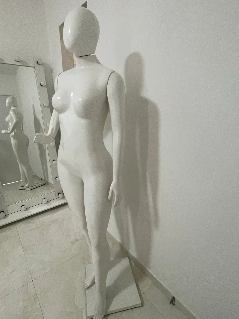 Manequim Plus Size - Foto 2