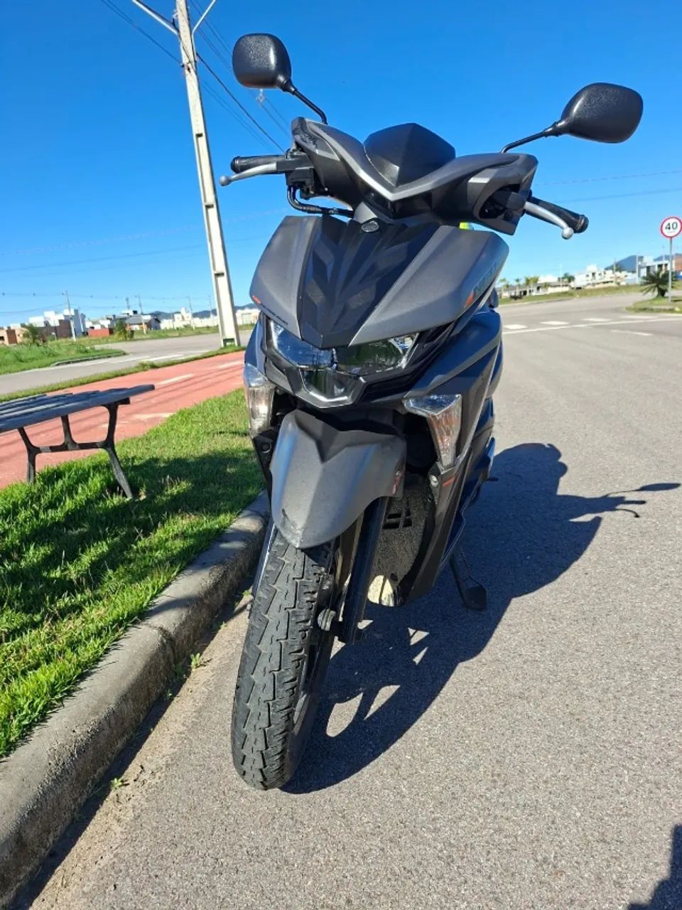 Moto Neo automática 125c 2017