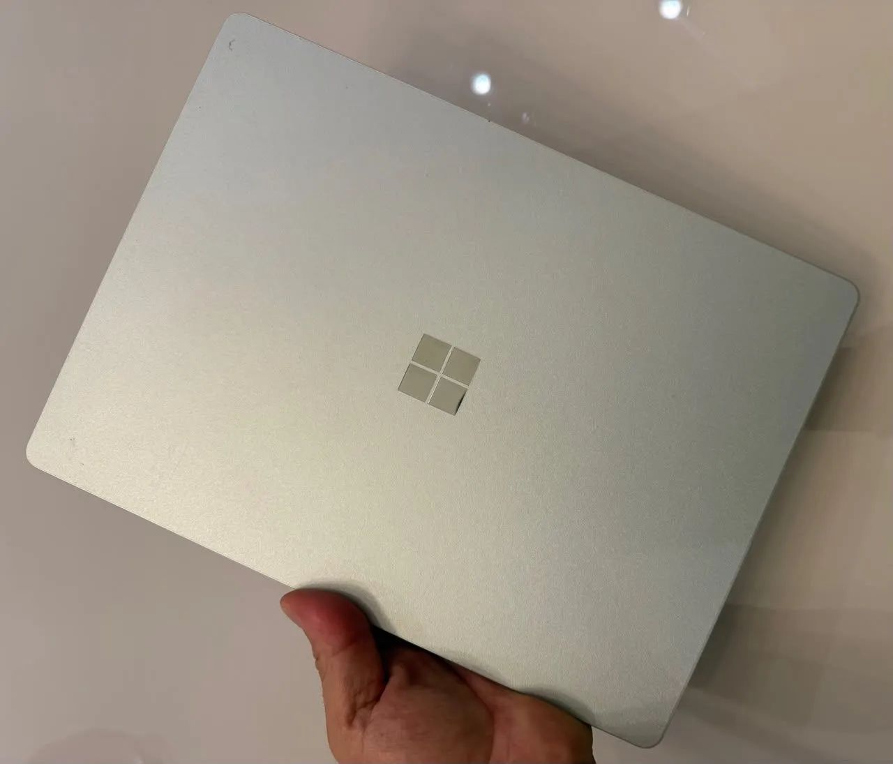 Notebook Surface 3 Microsoft - IMPECÁVEL  - Foto 2
