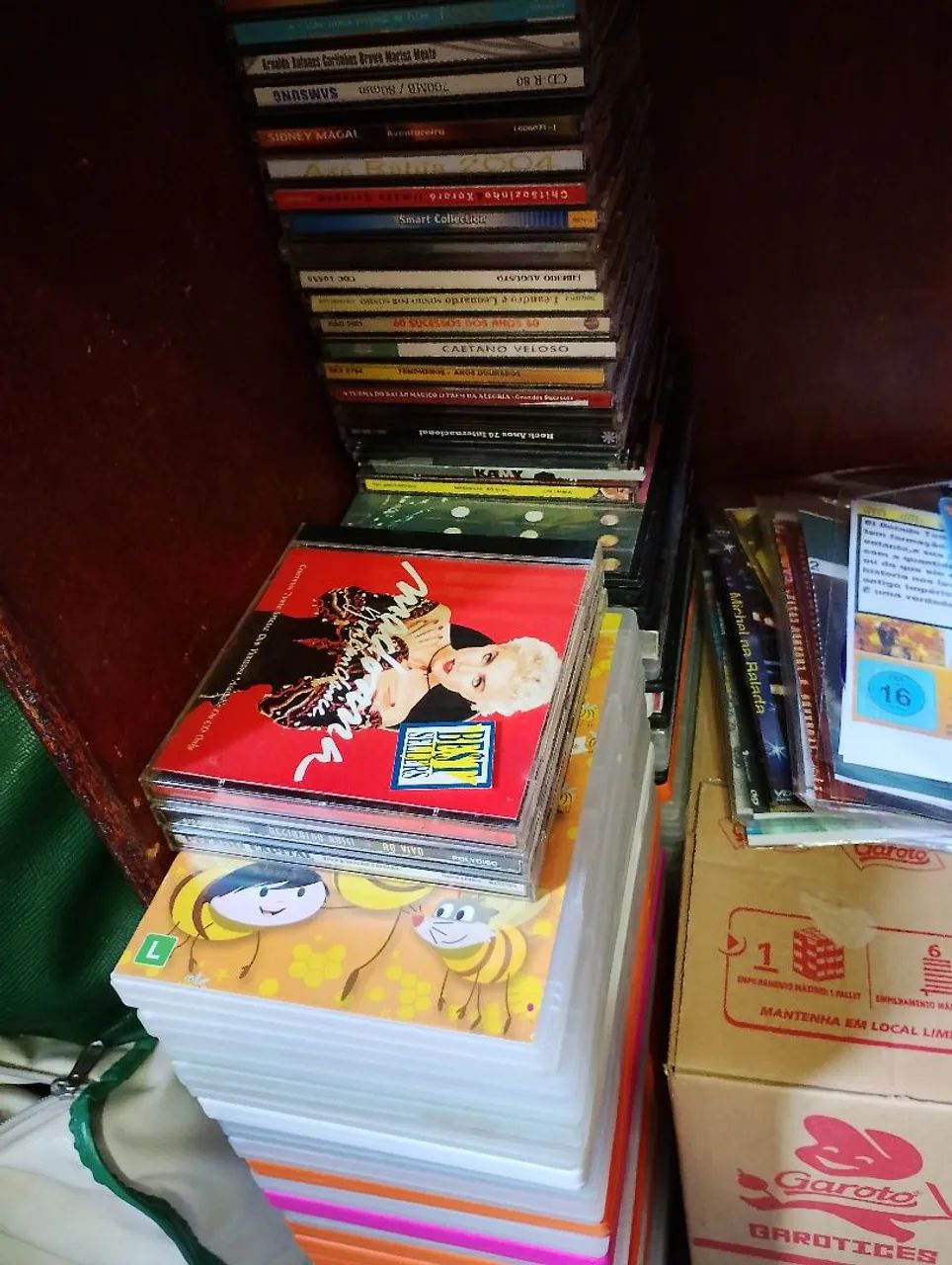 Lote dvds e cds filmes músicas desenhos - Foto 3