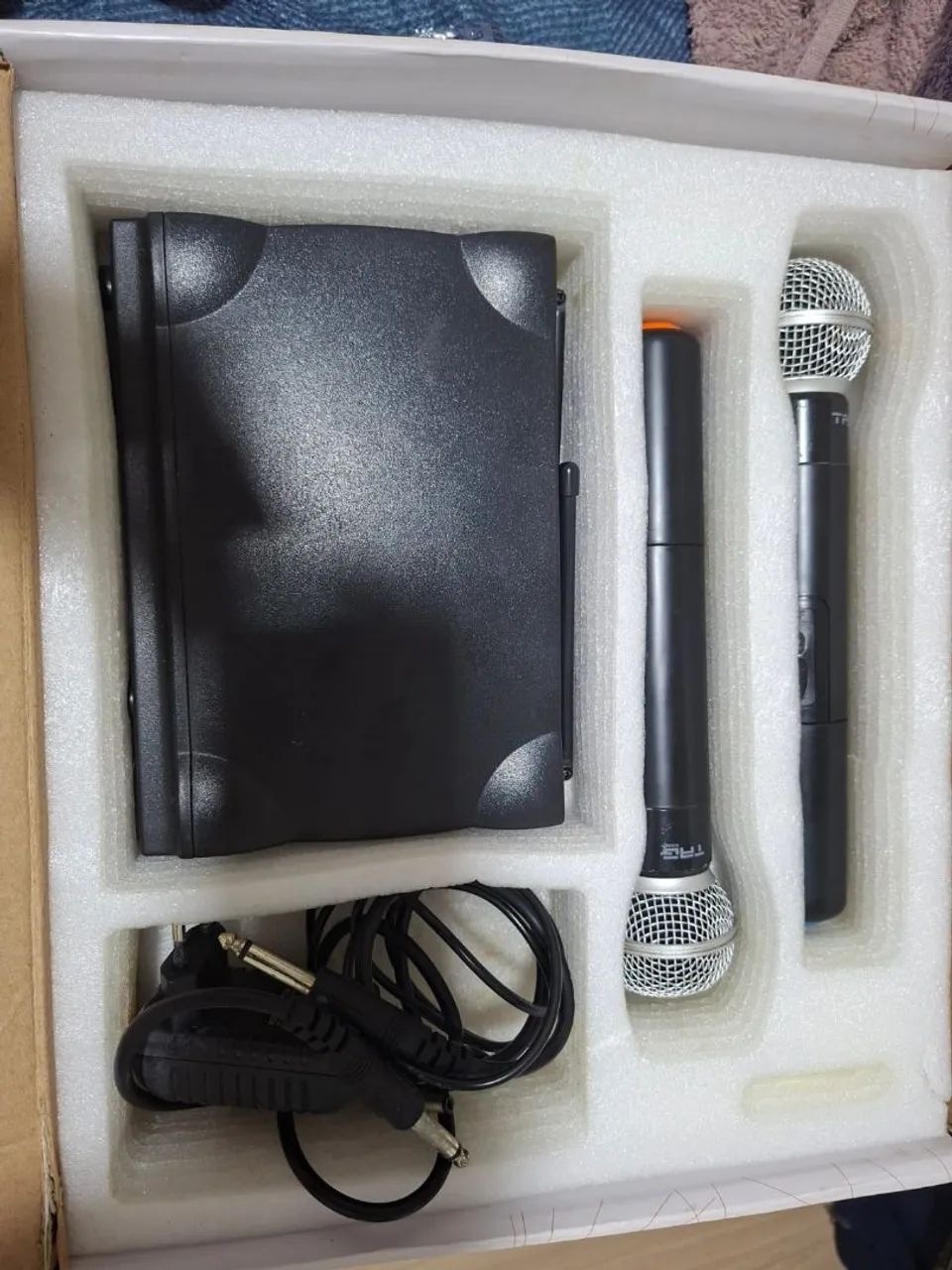 Vendo conjunto de sistema profissional de microfone sem fio.  - Foto 2