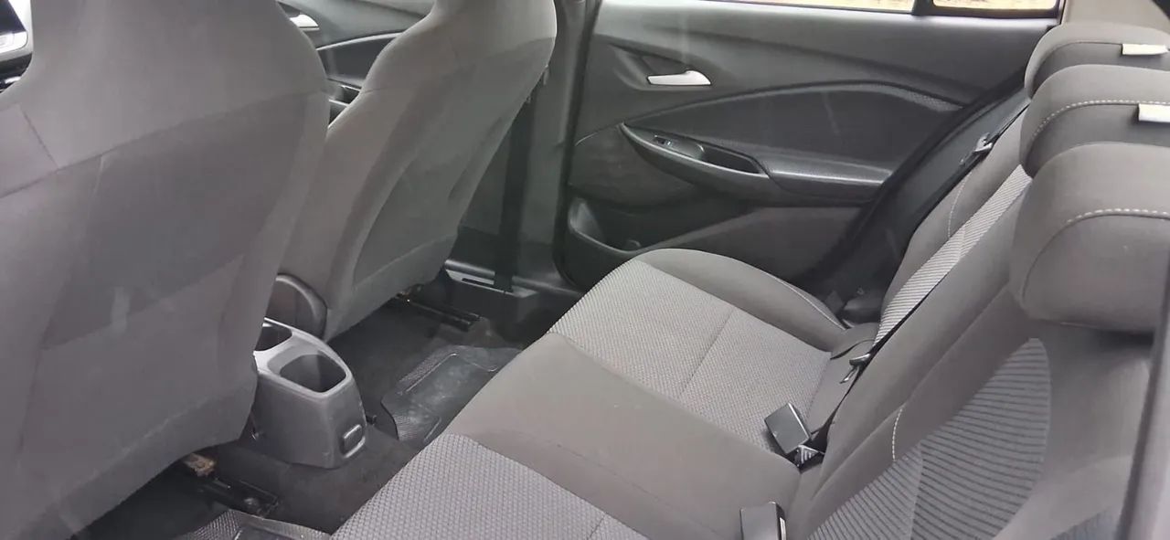 Chevrolet Onix Plus LT 1.0 12V Flex Mec. 4P 2025 - Foto 5