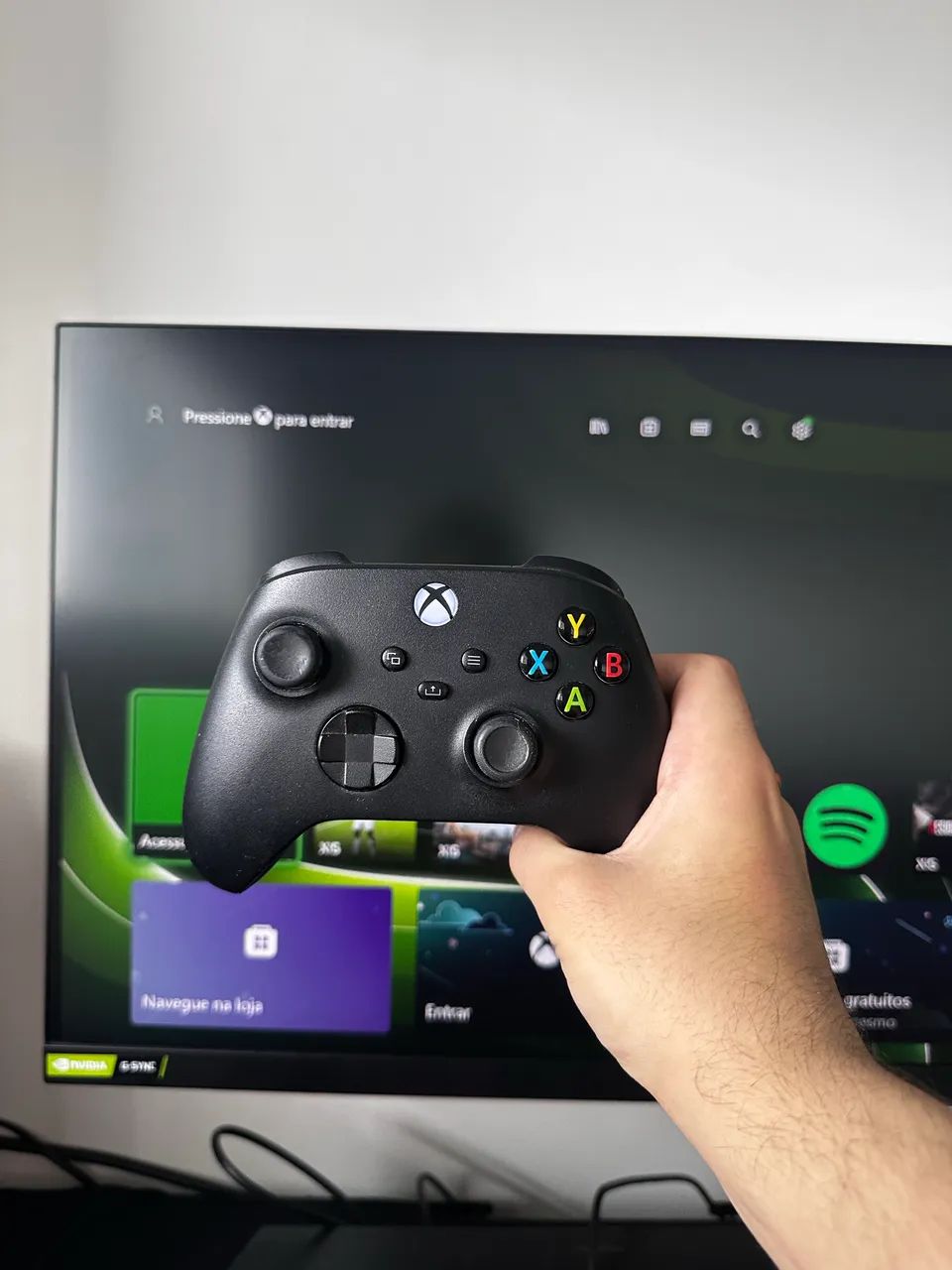 XBOX Series X 1TB ssd - 1 controle + 2 jogos - Foto 2