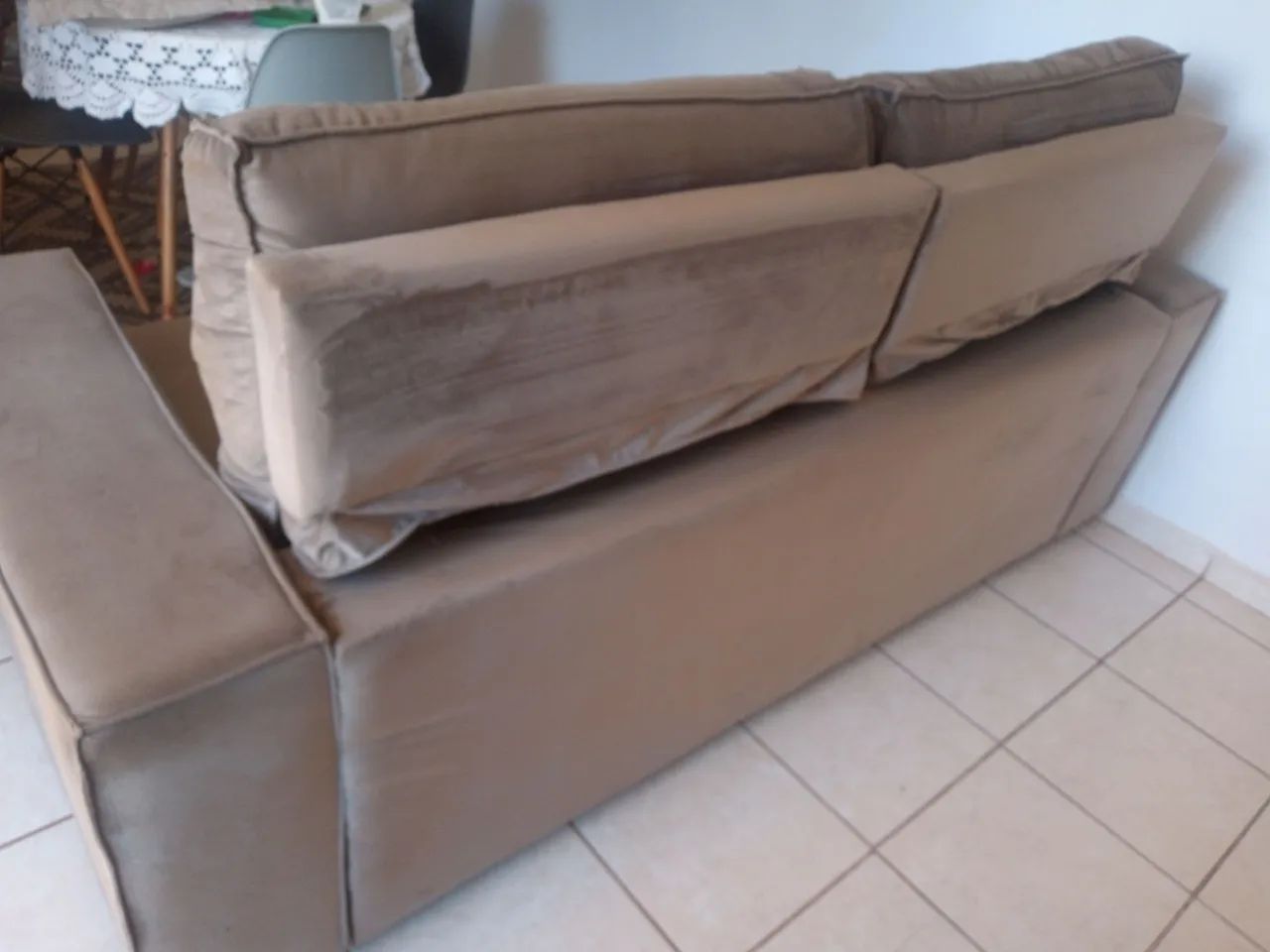 Three-seater upholstered sofa65570246725505120