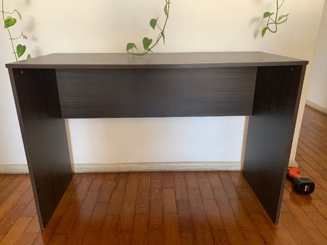 Escrivaninha pequena MDF - Ótimo estado - Foto 4