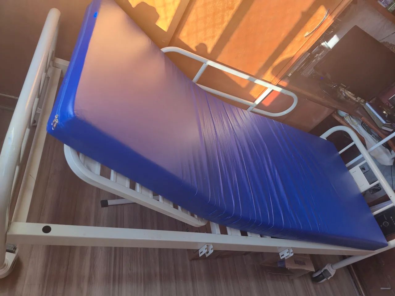 Cama hospitalar  - Foto 2