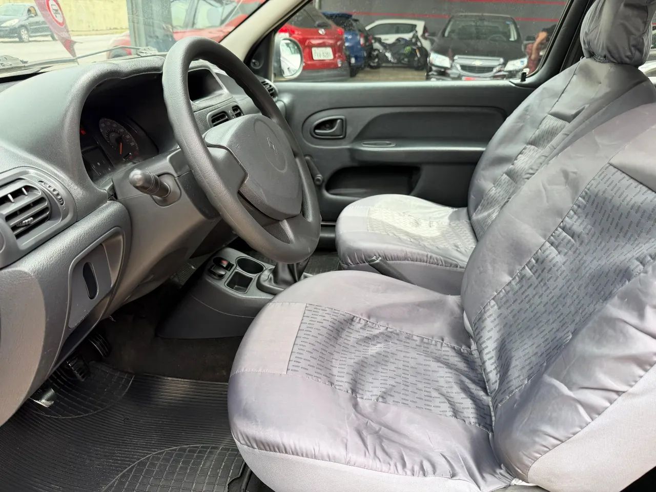 Renault Clio Authentique 1.0/1.0 Hi-Power 16V 3p, foto 10 de 12