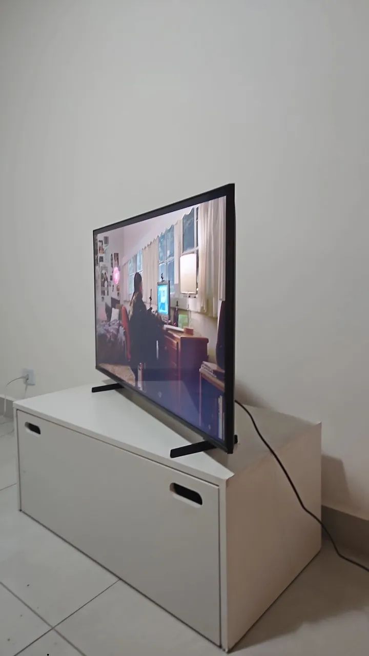 TV Samsung Crystal UHD 4K - Foto 2