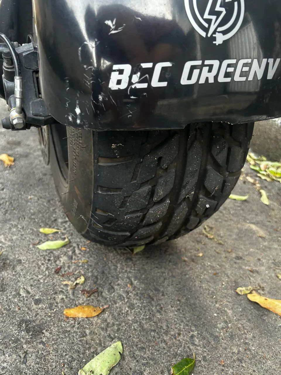 VENDO TROCO Moto scooter elétrica 100km  2000w 2023 apenas 100km rodado - Foto 4
