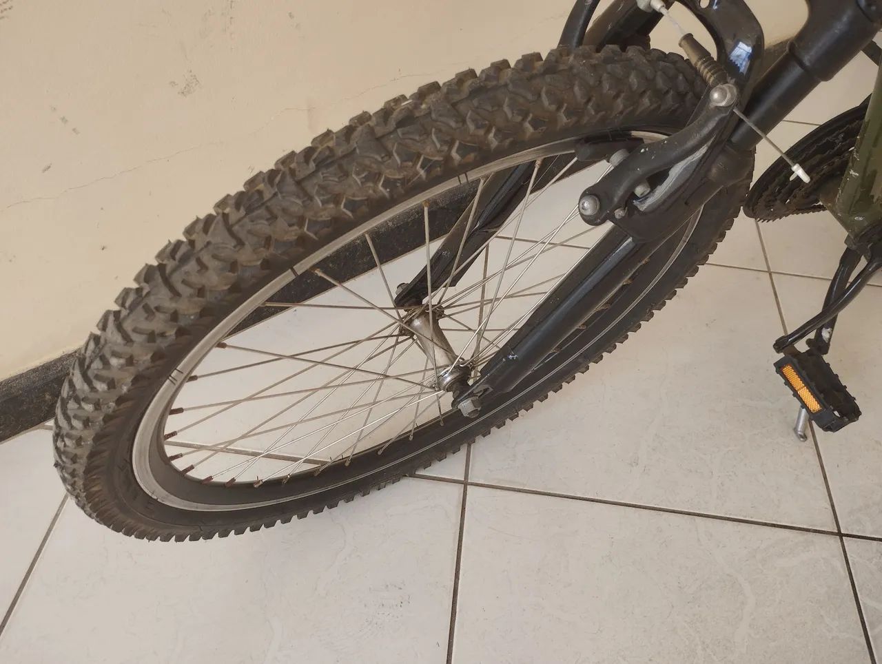 Vendo bicicleta caloi max front aro 24 - Foto 4