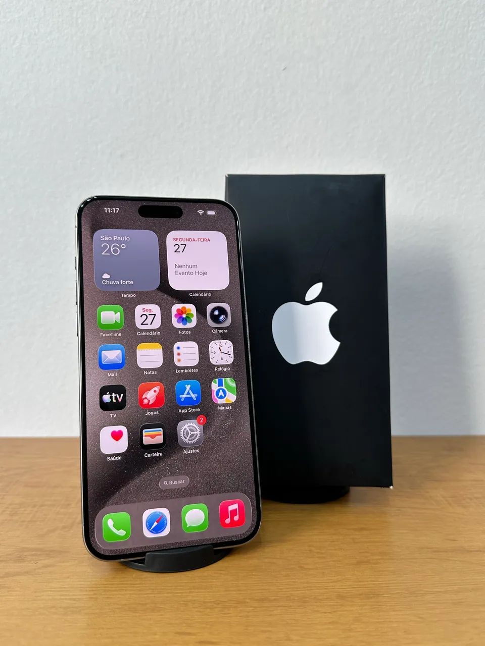 iPhone 15 Pro Max 256gb Cinza semi novo impecável - Celulares e