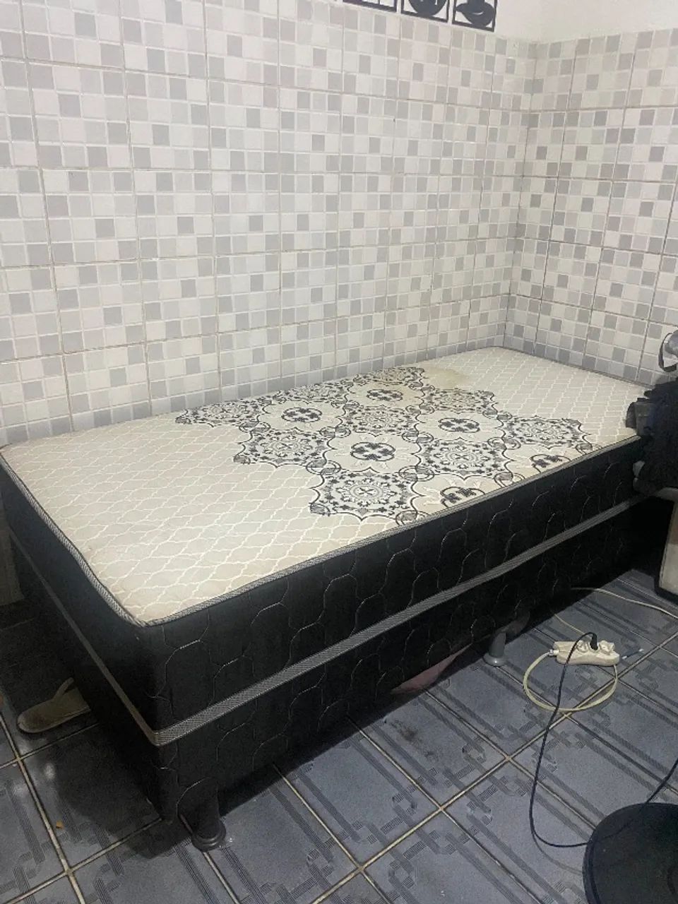 Cama Box Solteirão sem Defeitos
