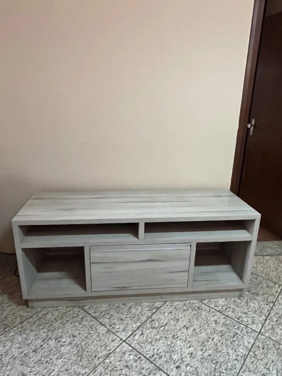 Rack de sala Com gavetas e nichos - Foto 3