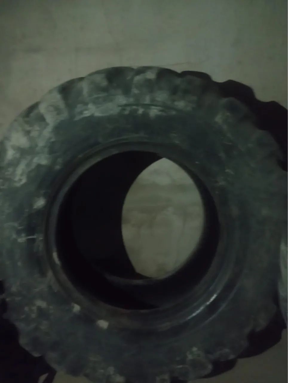 PNEUS PARA RETO ESCAVADEIRA