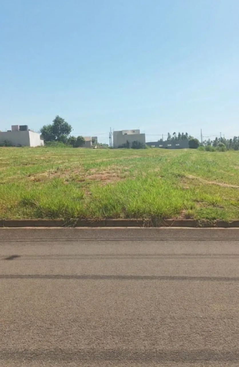TERRENO A VENDA EM PORTO RICO