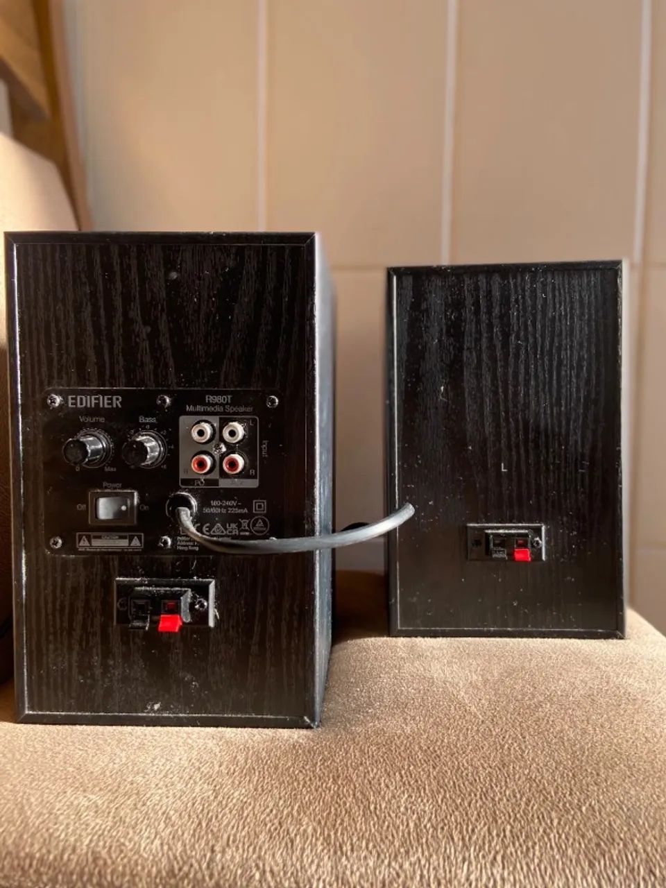 Monitor de Audio Edifier R1000T4 - Foto 2