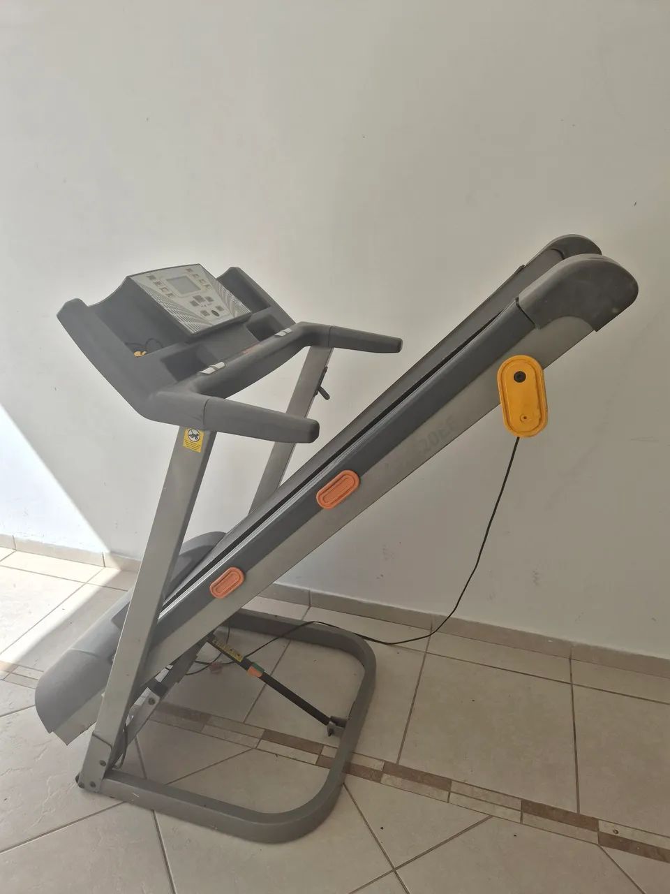 Esteira athletic advanced 520  - Foto 5