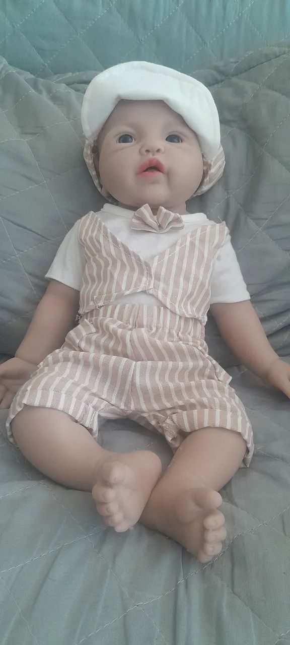 Bebê reborn silicone sólido 