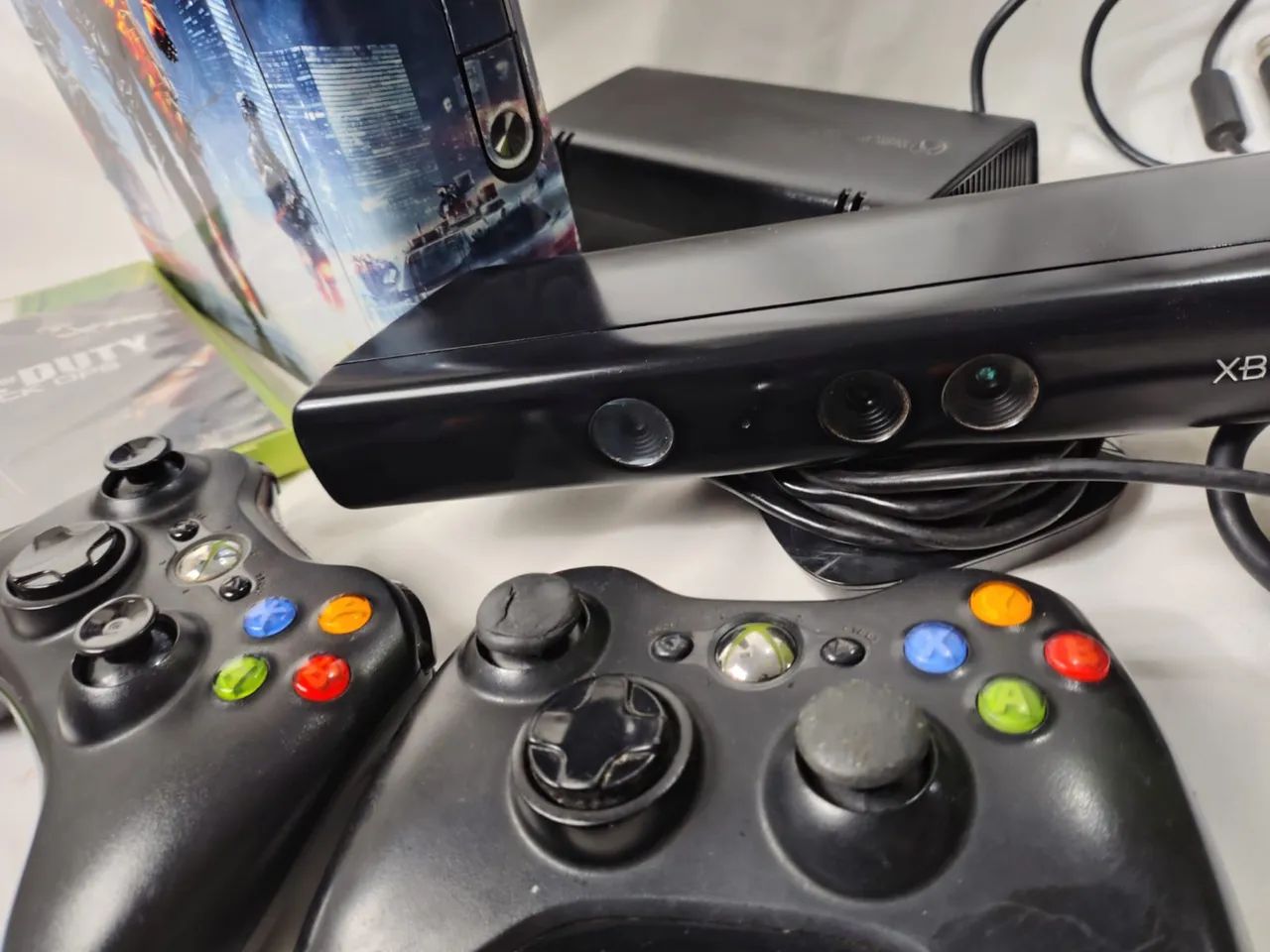 Xbox 360 RGH Com dois controles - Foto 3