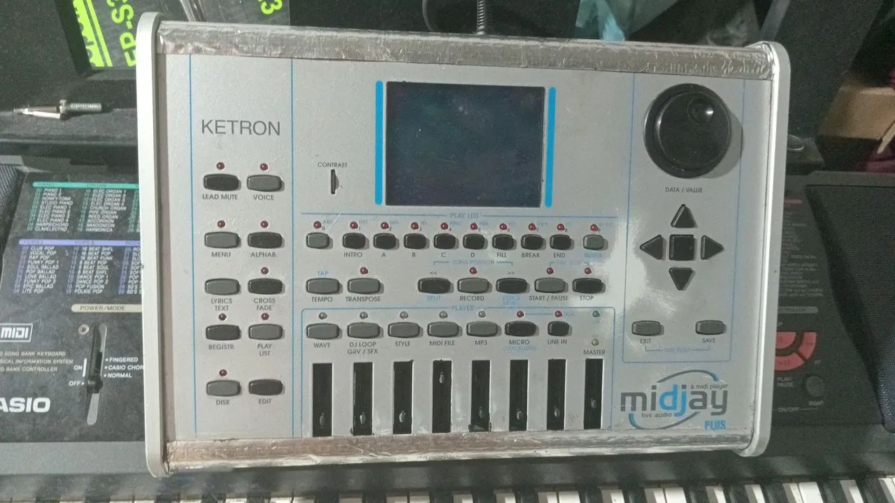 Modulo ketron midjay plus! Usado
