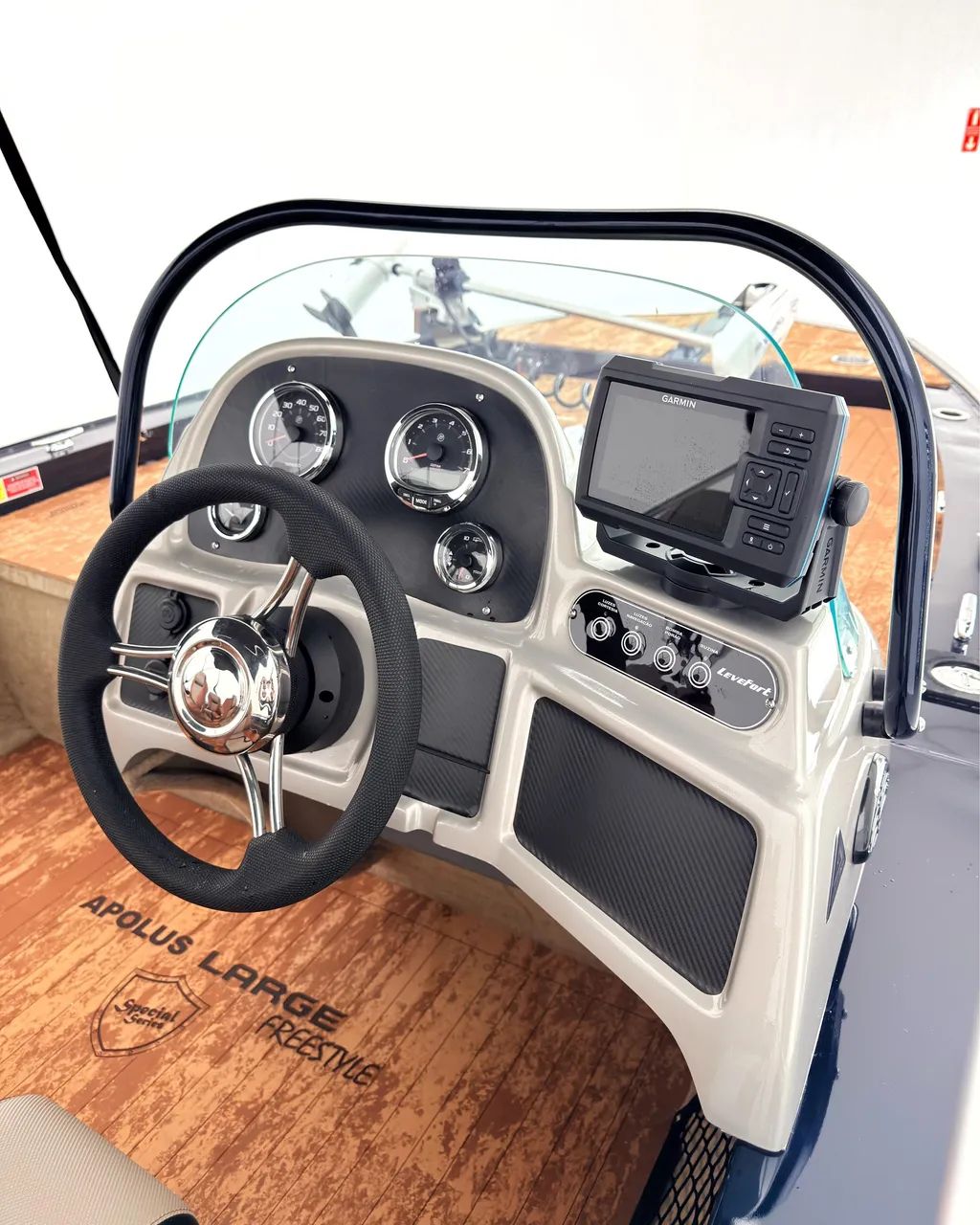 Barco Levefort Apolus Large FREESTYLE + Motor 115HP + Carreta com freio - Foto 7