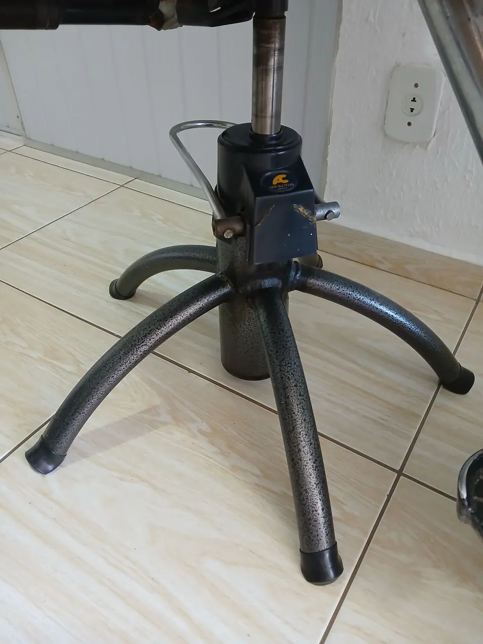 Cadeira cabeleireiro  - Foto 2