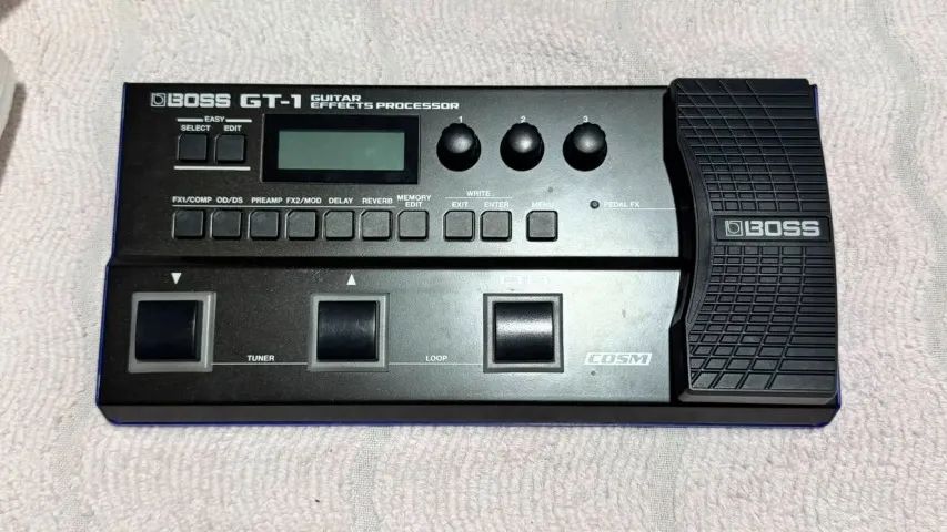 Pedaleira Boss GT-1 - Foto 4