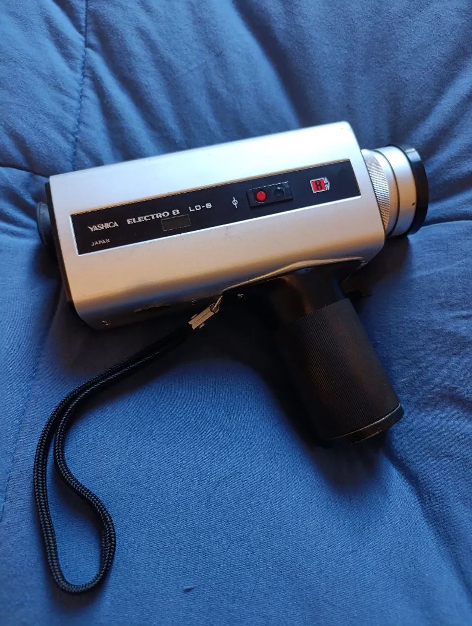 Filmadora Super 8 Yashica Electro 8 LD6
