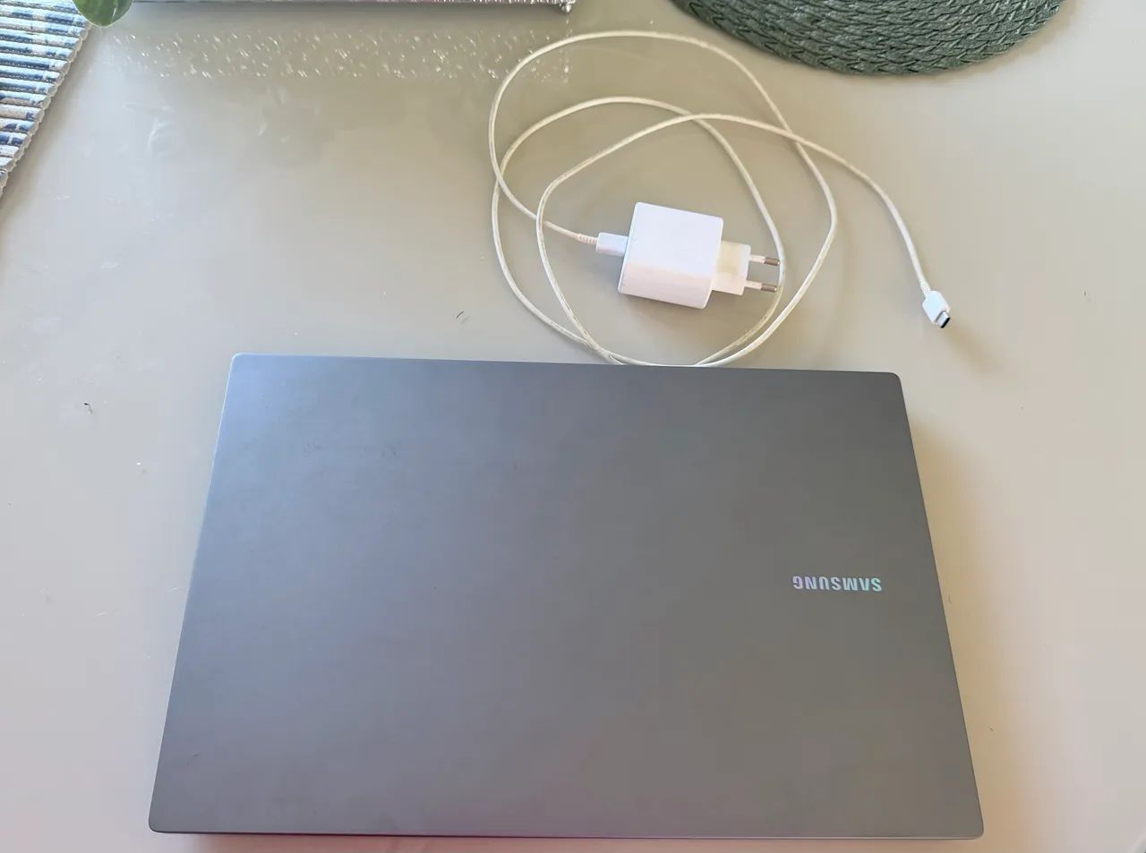 NOTEBOOK GALAXY BOOK 4 EM PERFEITAS CONDIÇÕES  - Foto 4