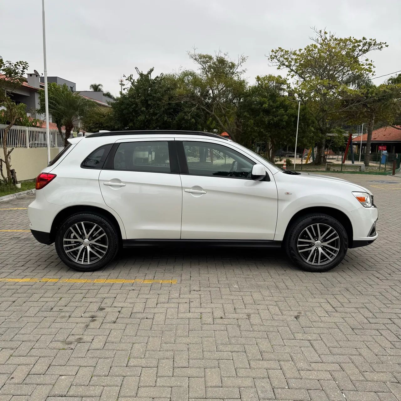 Mitsubishi ASX 2.0 16V 4X2 Flex Aut. 2019 - Foto 2