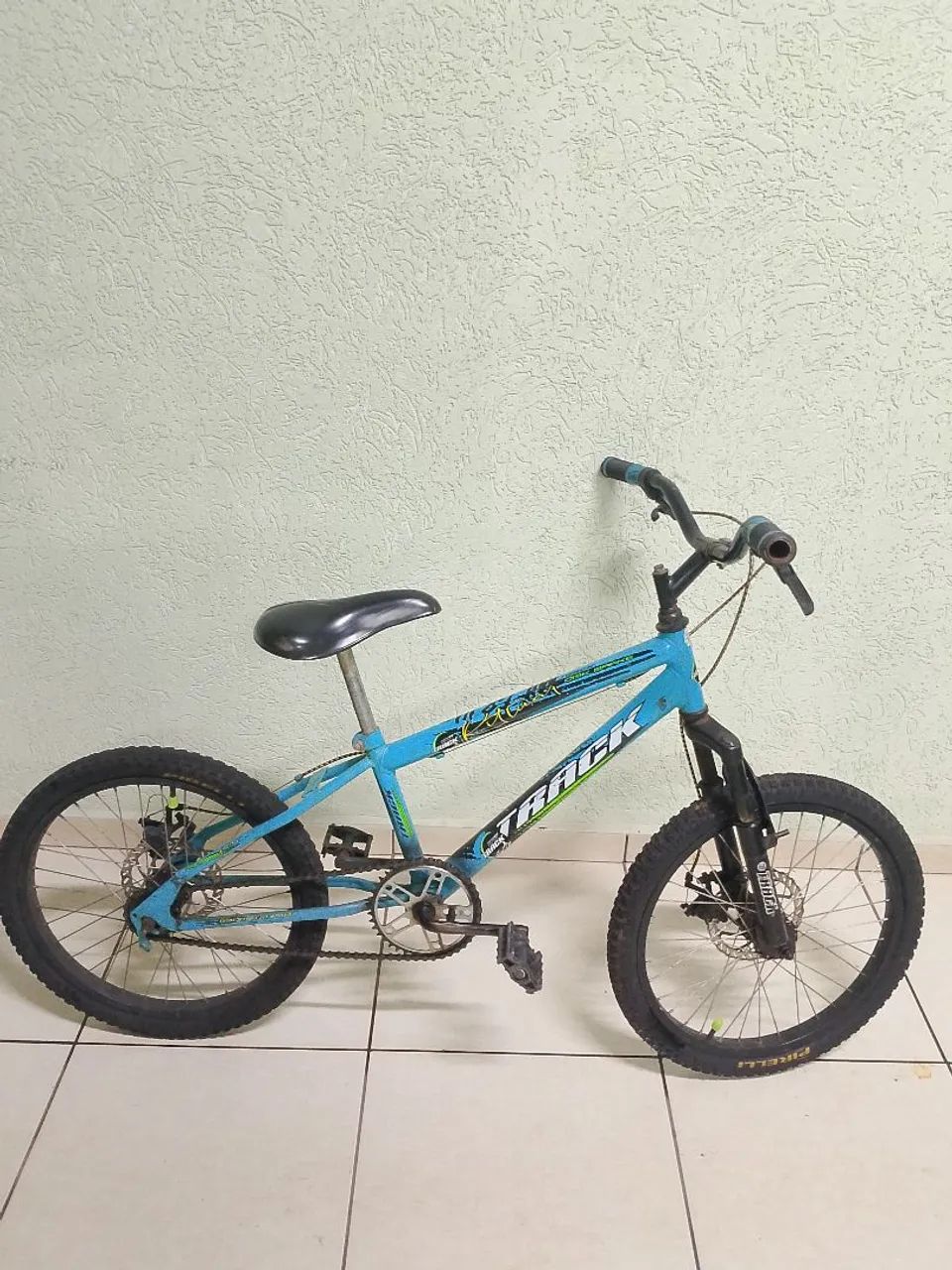 Bicicleta aro 20 em perfeitas condições