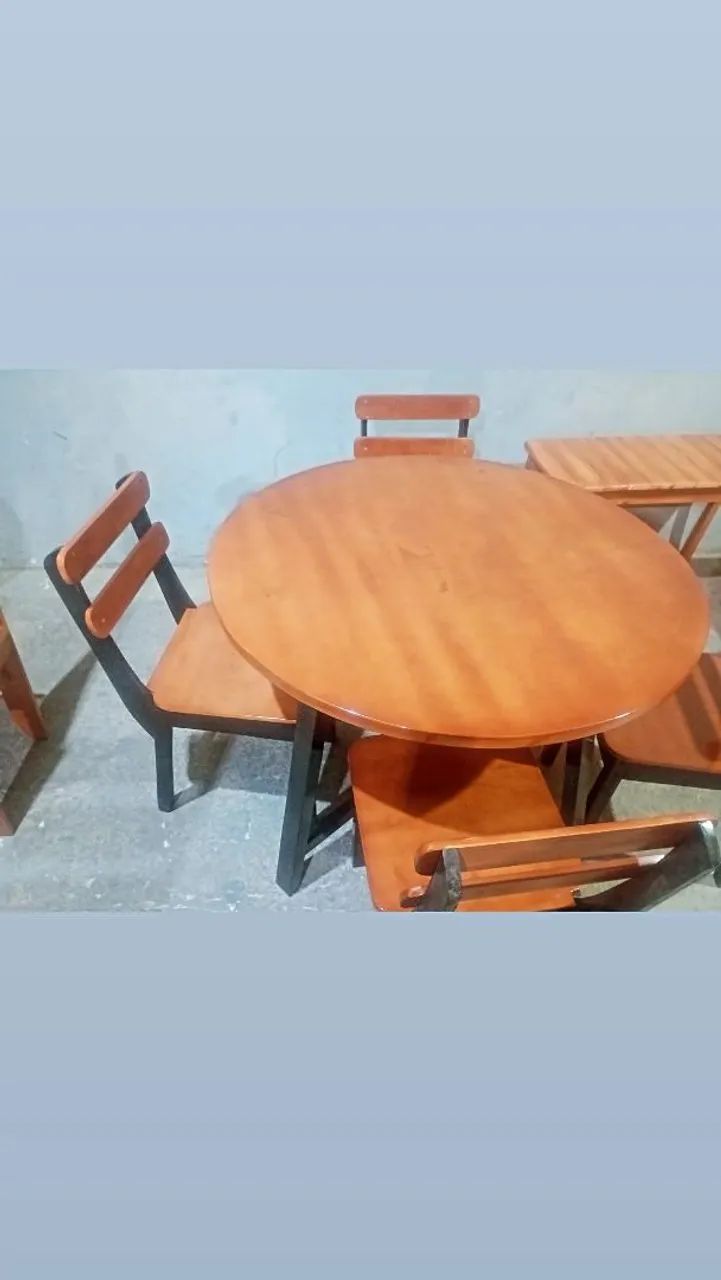 MESA SALA DE JANTAR COM 4 CADEIRAS  - Foto 5