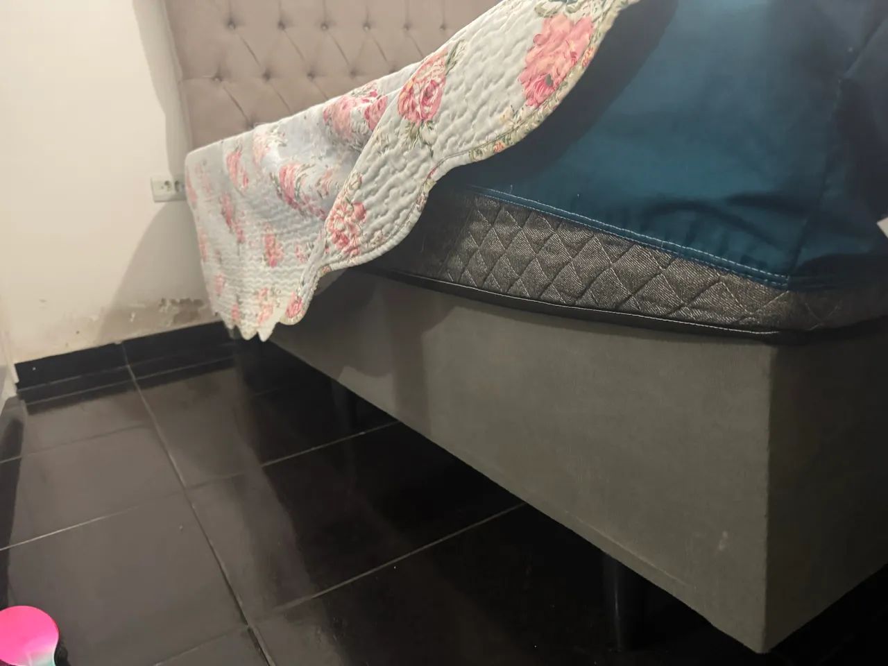 Cama casal completa, box, colchao d28 e cabeceira - Foto 4