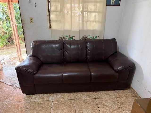 Sofá de couro