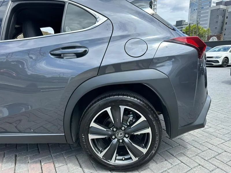 Lexus UX-250h Dynamic 2.0 16V Aut.(hybrid), foto 7 de 20