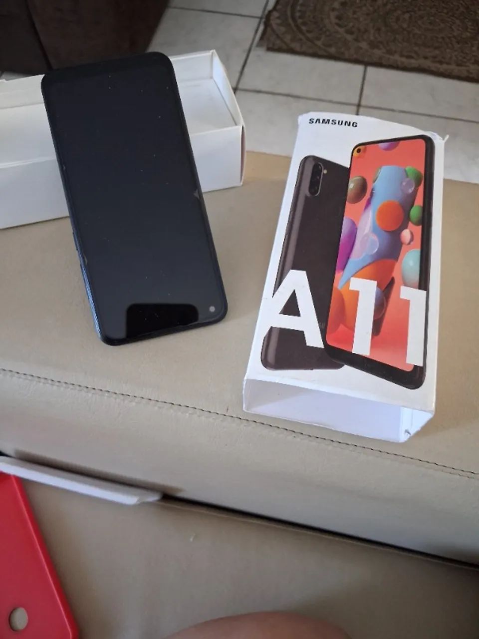 Vendo celular A11 única dona - Foto 2