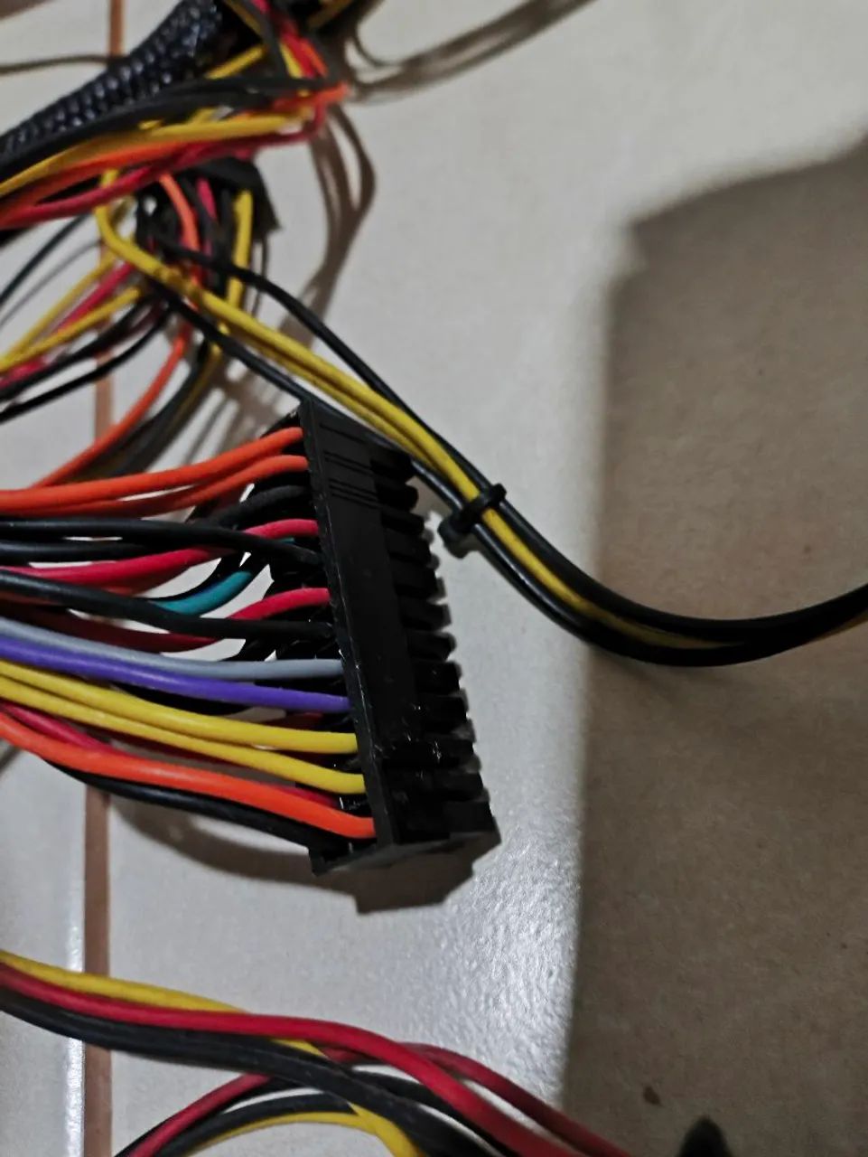 Fonte ATX 500W Wisecase - Funcionando Perfeitamente - Foto 3