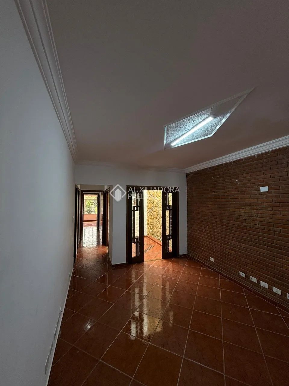 Casa Comercial com 231m² 3 dormitórios sendo 1 Suíte no bairro Campestre - Foto 5