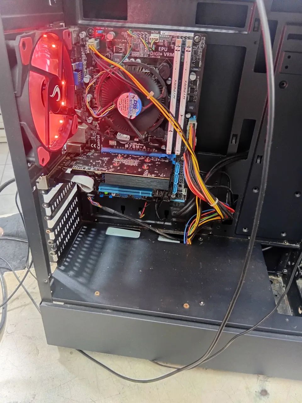 Cpu com teclado ,mouse e Placa de video  - Foto 3