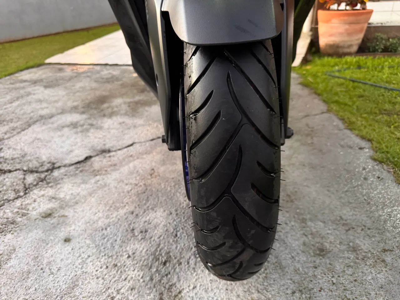 Vendo Xmaxx 300 baixa KM - Foto 3