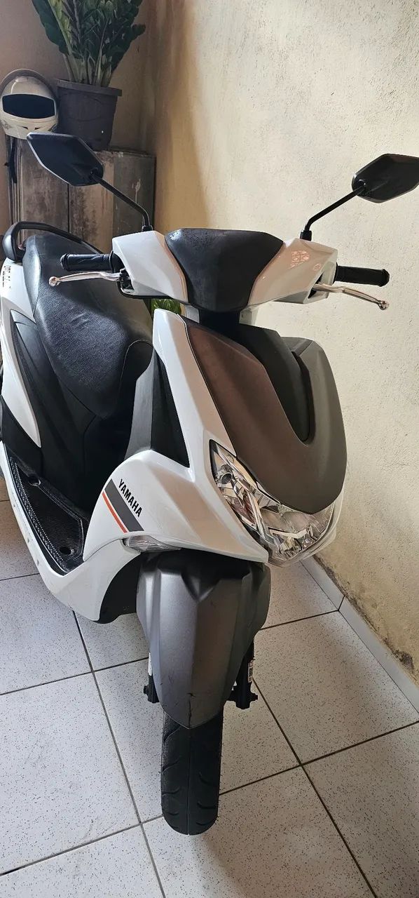Yamaha fluo 