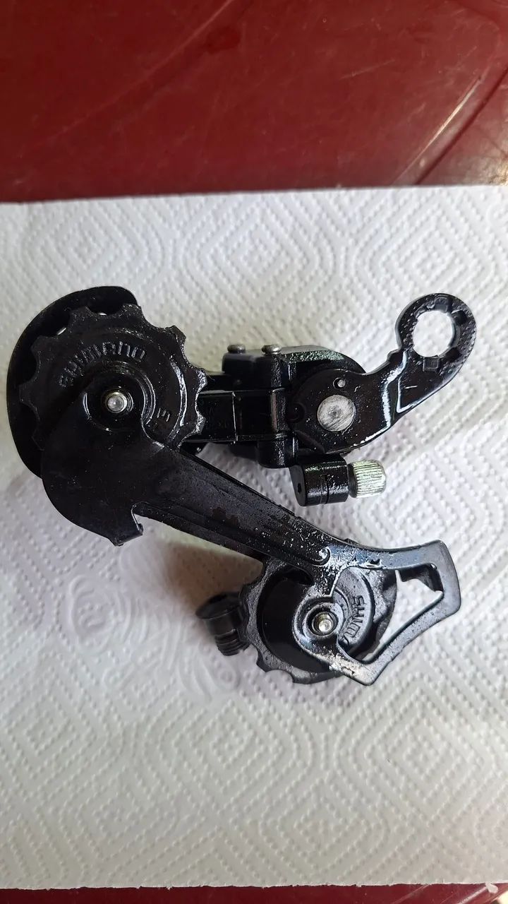 Câmbios SHIMANO e Par de freios hidráulicos VELOFORCE - Foto 2