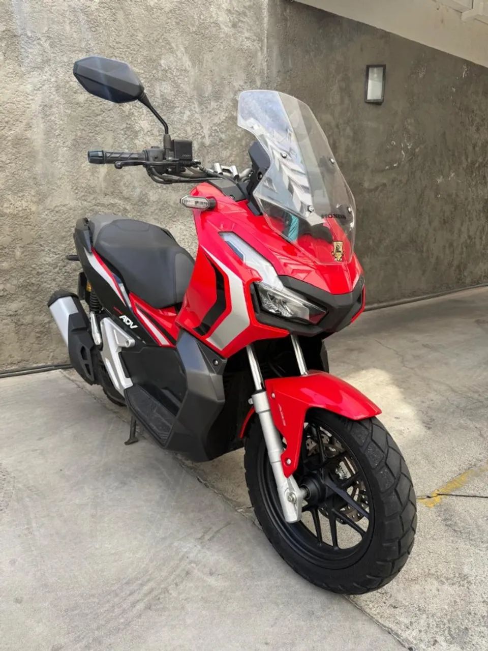 HONDA  ADV  150