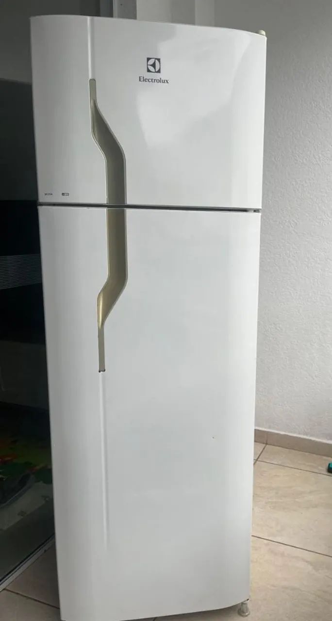 VENDO GELADEIRA - Foto 2
