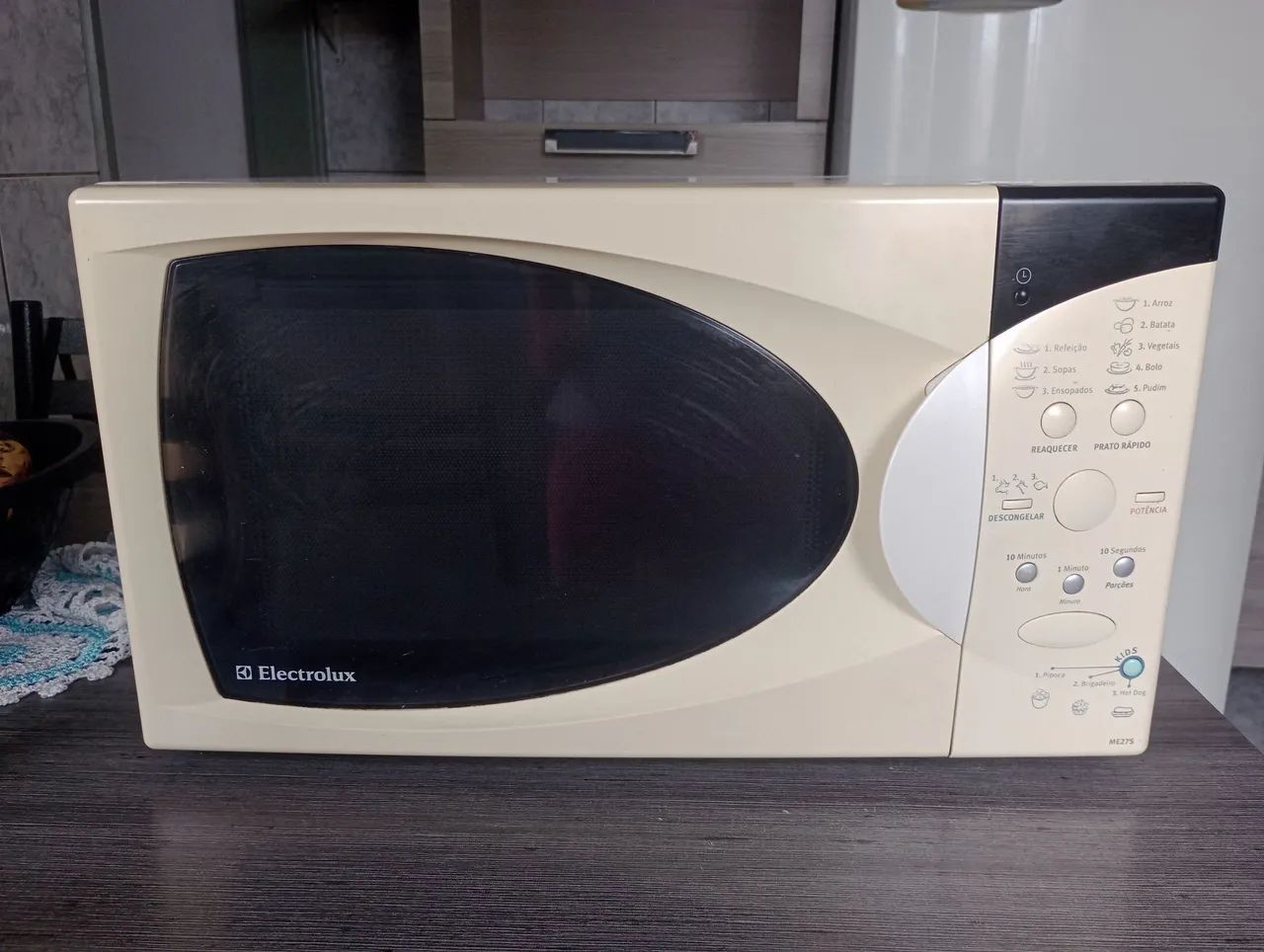 Microondas Electrolux ME27S 