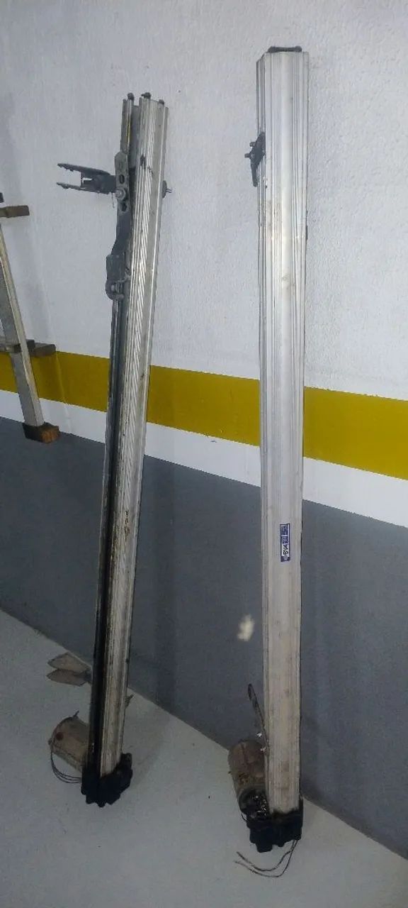 Vendo motor basculante forte e em ótimo estado 