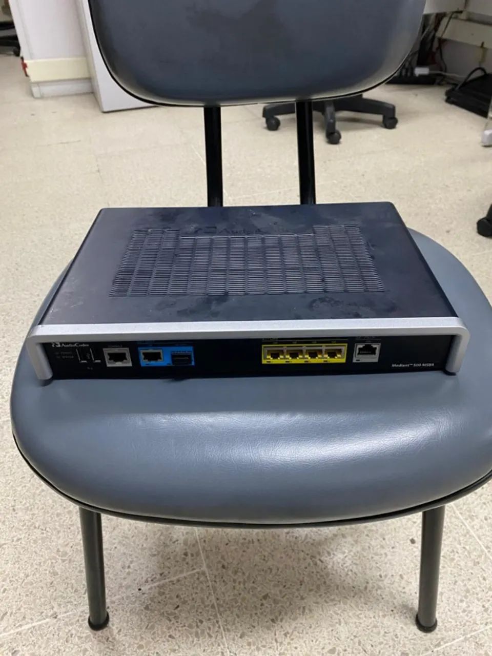 Audiocodes Mediant 500 E-sbc - Voip Gateway - M500-esbc