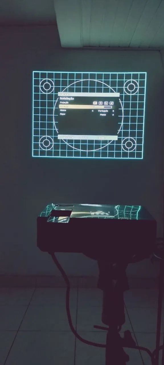 PROJETOR ACER X1163 + telão e tripé 