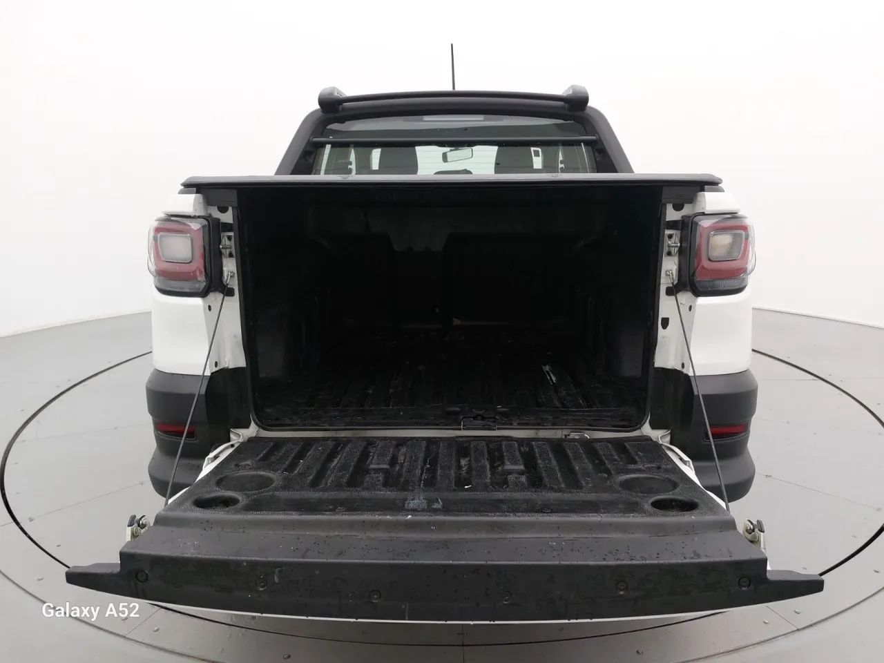 Fiat Strada Freedom 1.3 Flex 8V CD, foto 9 de 18